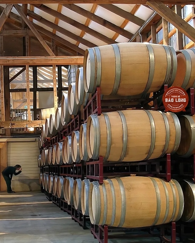 San-xuat-thung-ruou-go-soi