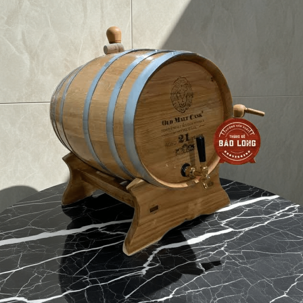 so-sanh-lua-chon-thung-ruou-go-soi-50-lit-hay-thung-ruou-go-soi-100-lit