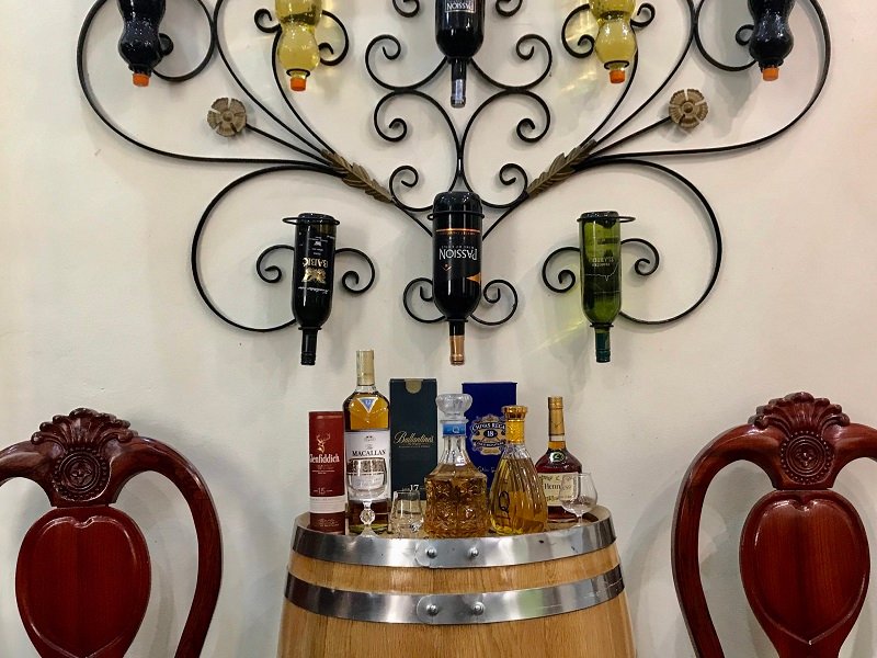 Ngâm rượu trắng trong thùng gỗ sồi – Quy trình chuẩn, bí quyết thành công để có bình rượu thơm ngon chuẩn vị