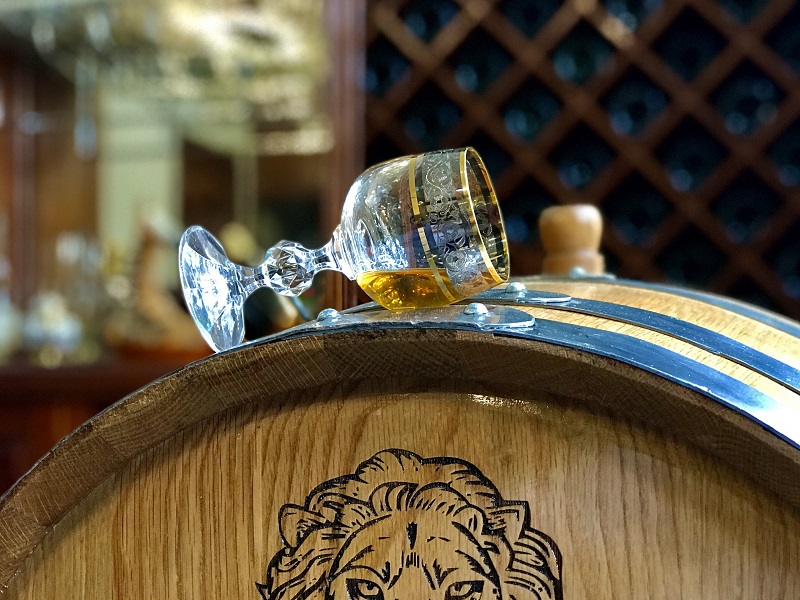 THUNG-GO-SOI-NGAM-RUOU