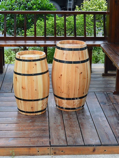 Thùng gỗ trang trí - Sức hút tự nhiên mang lại vẻ đẹp sang trọng và tinh tế cho mọi không gian