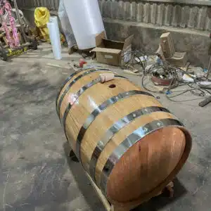 thung-ruou-go-soi-100l-dang-nam-dai-inox