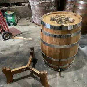 🥃-thung-ruou-go-soi-100l-dang-dung-dai-inox