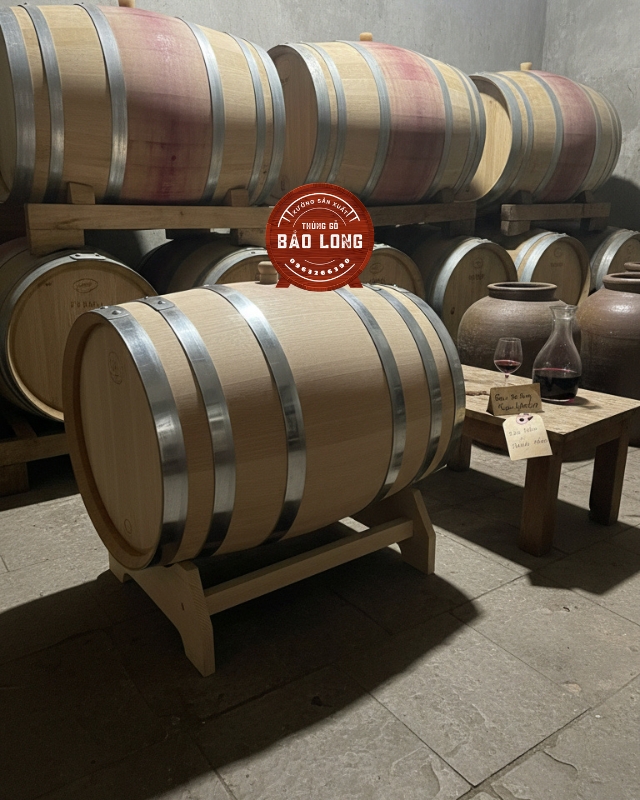 u-ruou-ngay-tet-bang-thung-go-soi